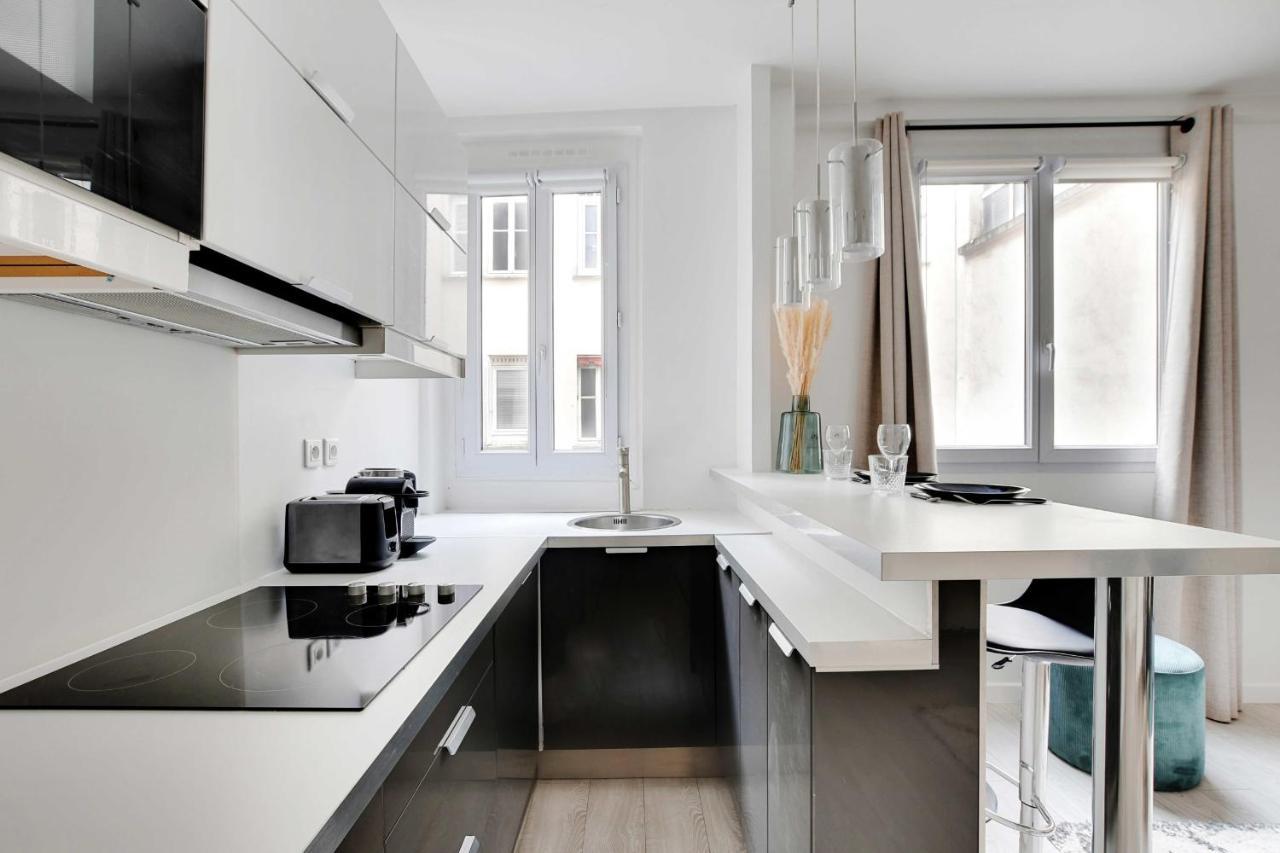 Magnificent - 2p - Ternes-arc De Triomphe Apartment
