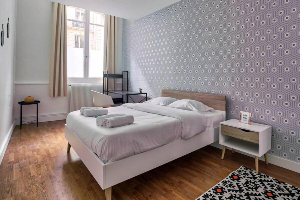 Apartment Quiet Near Saint-lazarre - 10p
