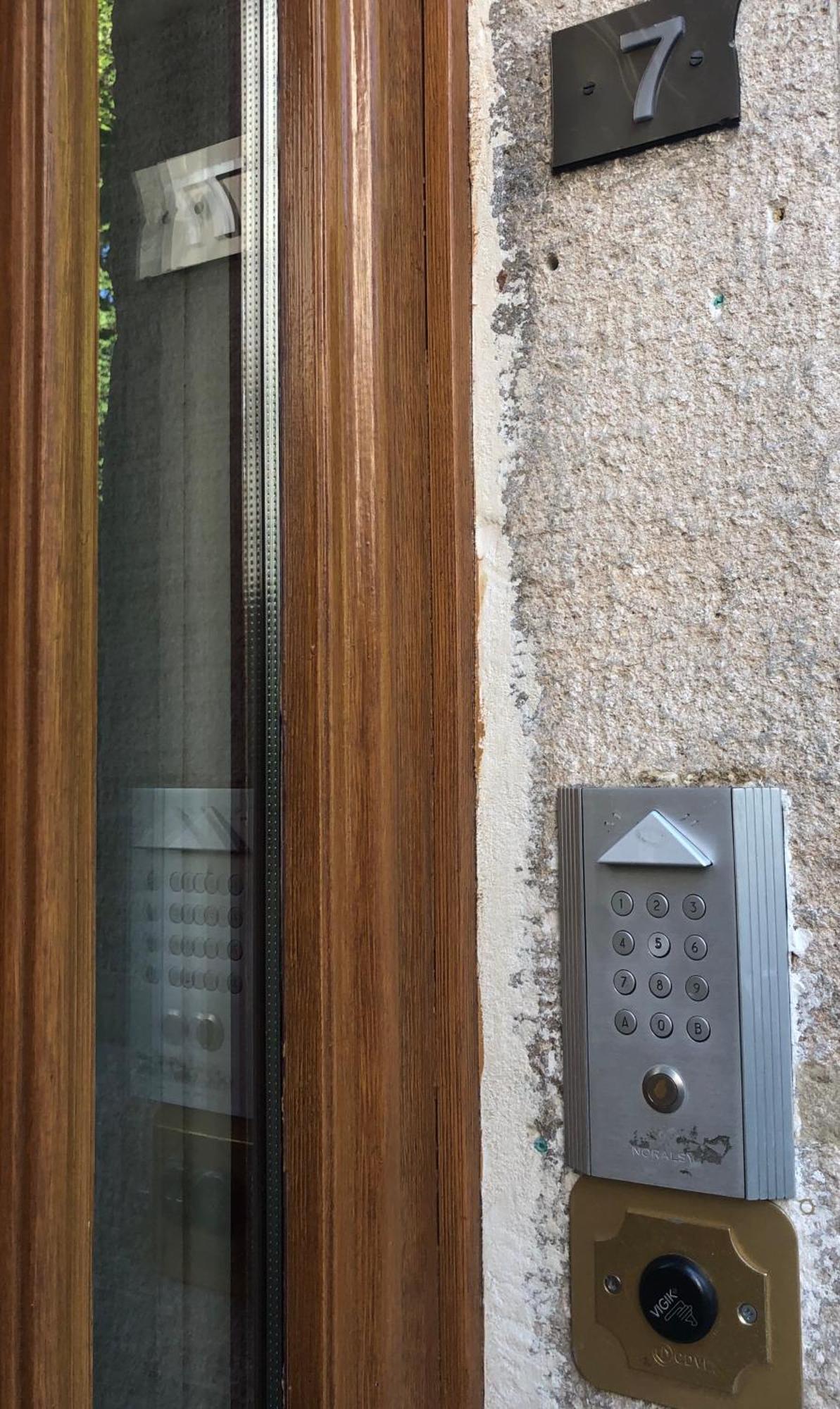 Lacharriere-logement Entier 38m2 Apartamento