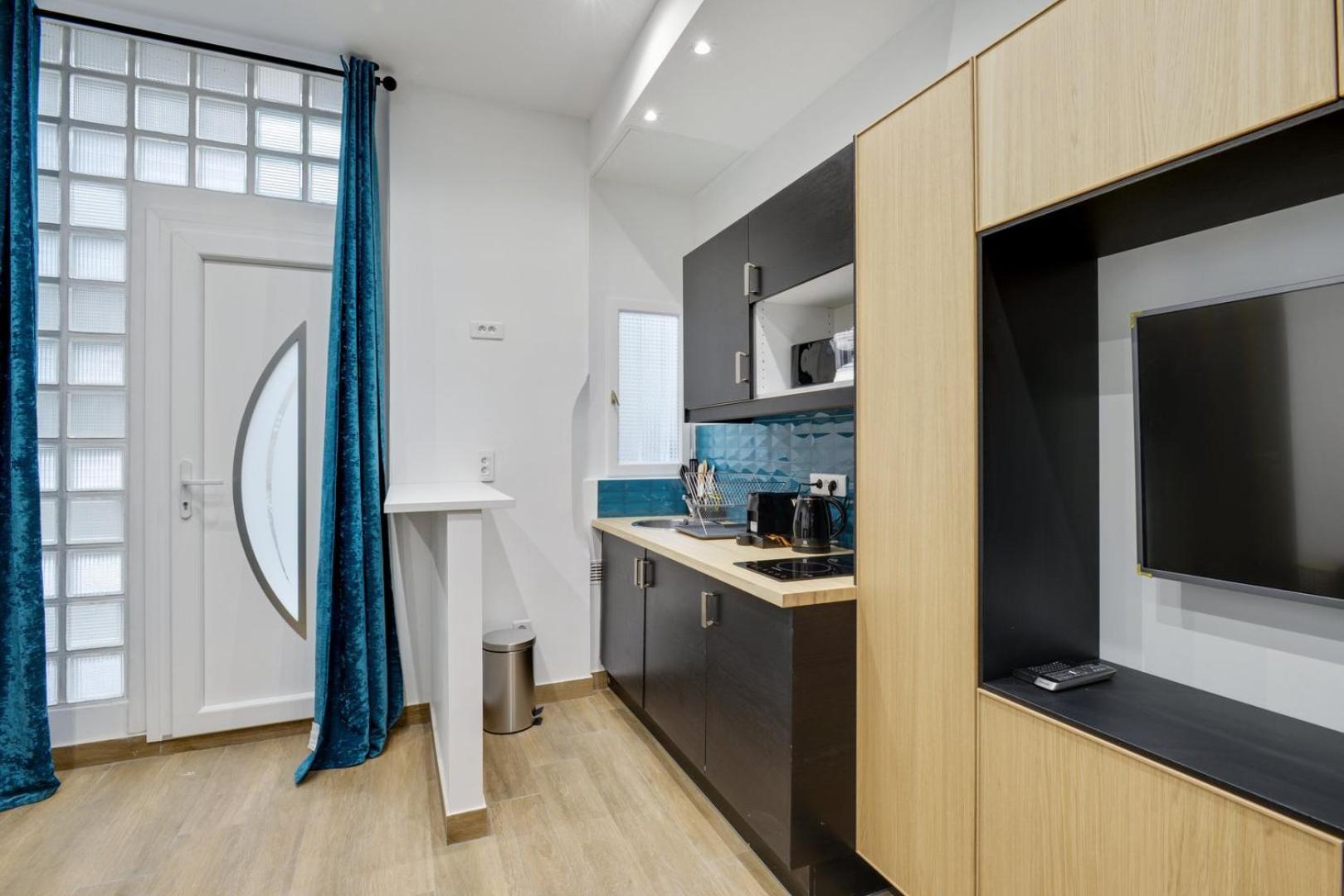 115 John - Superbe A Paris