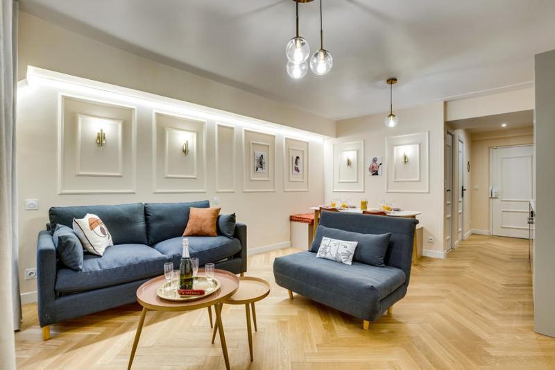 222 Allenby - Superbe A Apartment