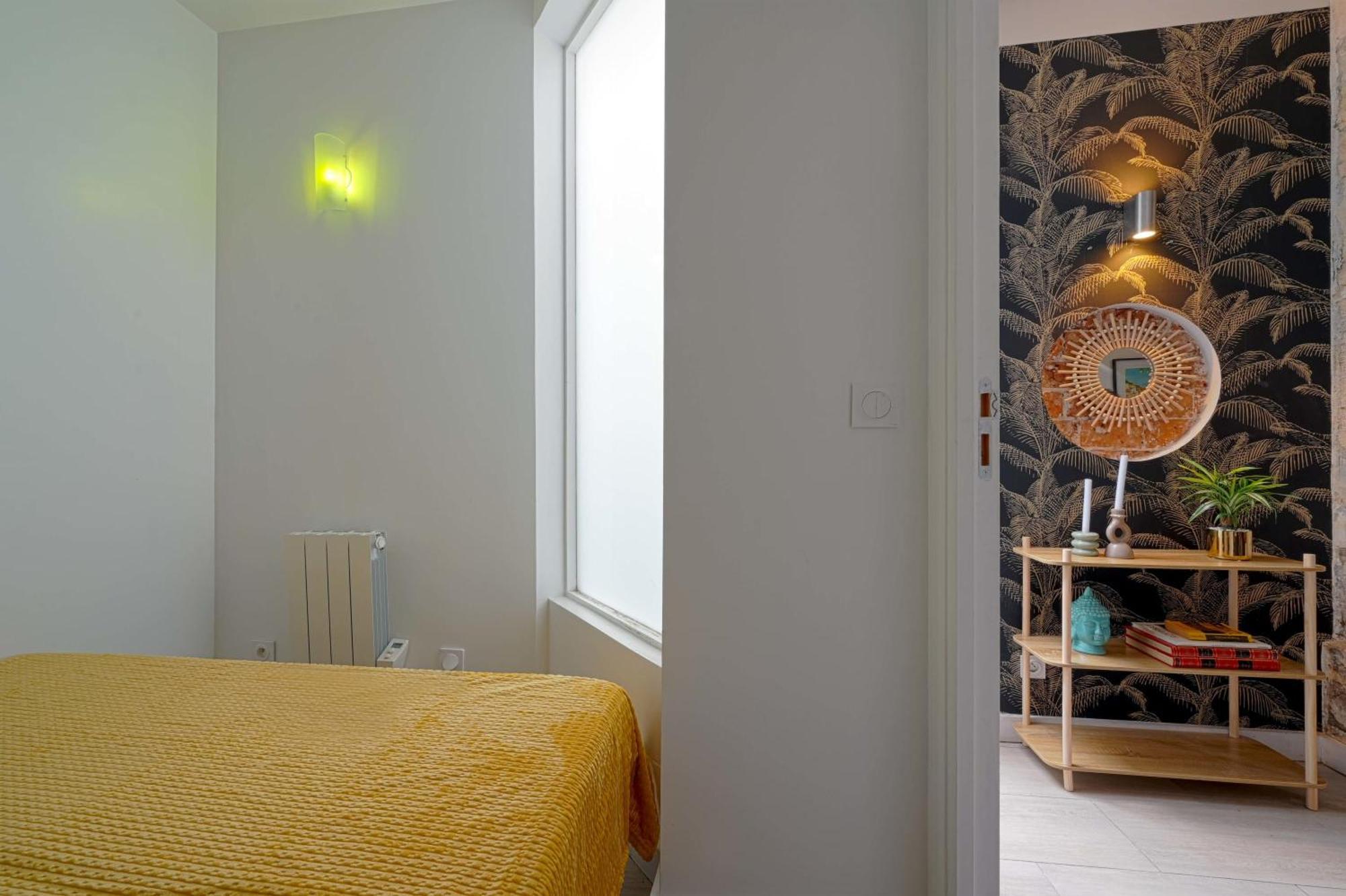 2 Bed Modern Fully Furnish Flat,close To Buttes Chaumon Park Paris