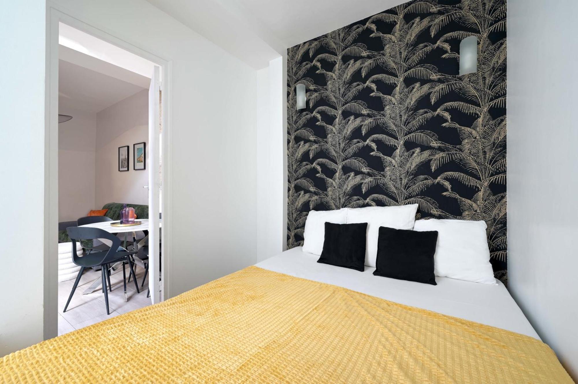 2 Bed Modern Fully Furnish Flat,close To Buttes Chaumon Park *