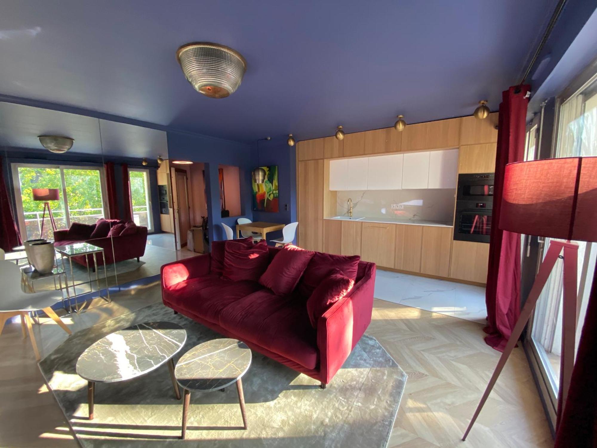 Luxury La Vie En Rose Jacuzzi Terrasse Parking Apartment *