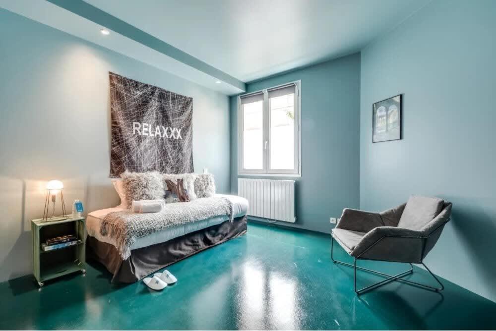 Apartment Modern And Bright 2bd For 11 Guests In Le Marais!