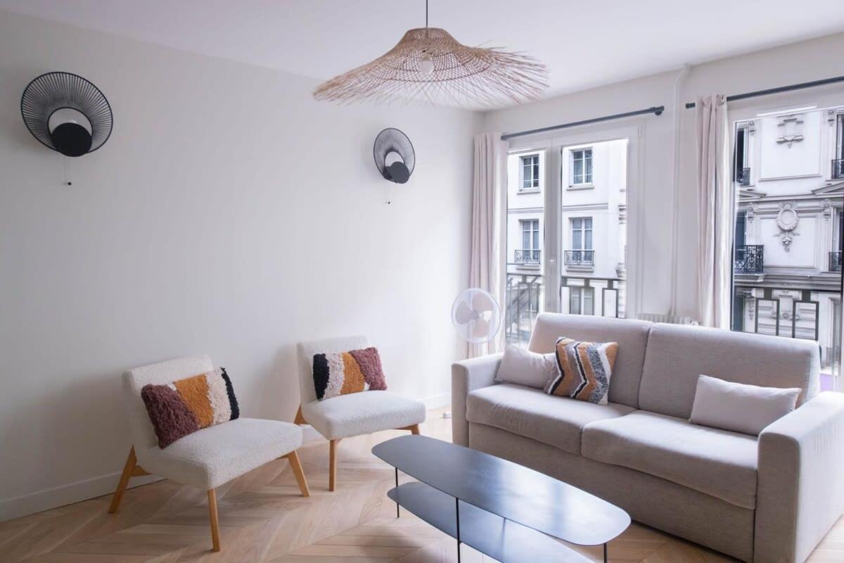 Recently Renovated 3bd Next To Invalides Appartement