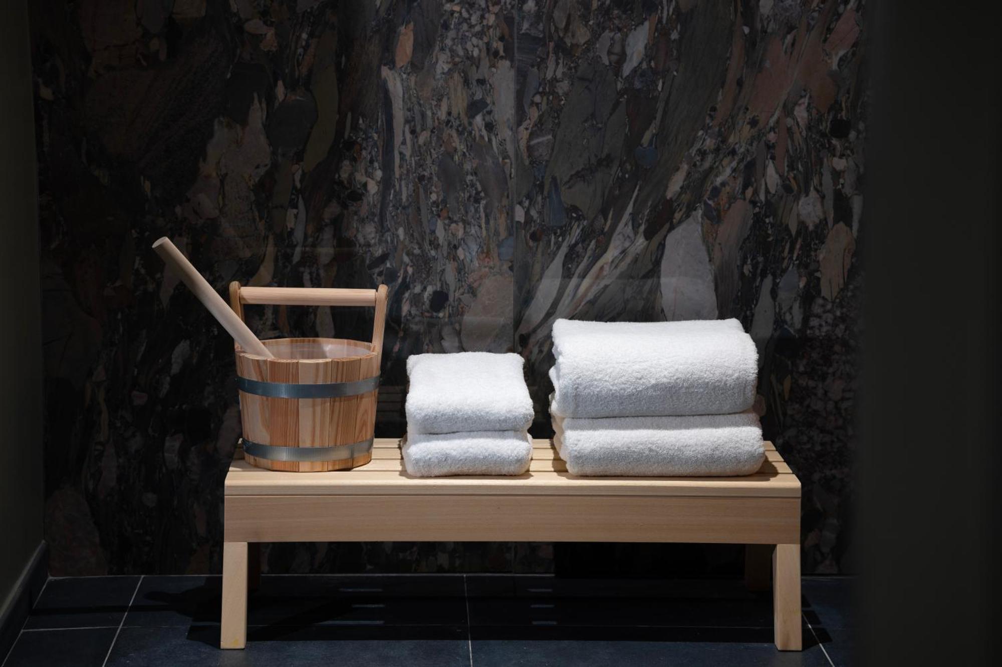 Des Carmes Hotel