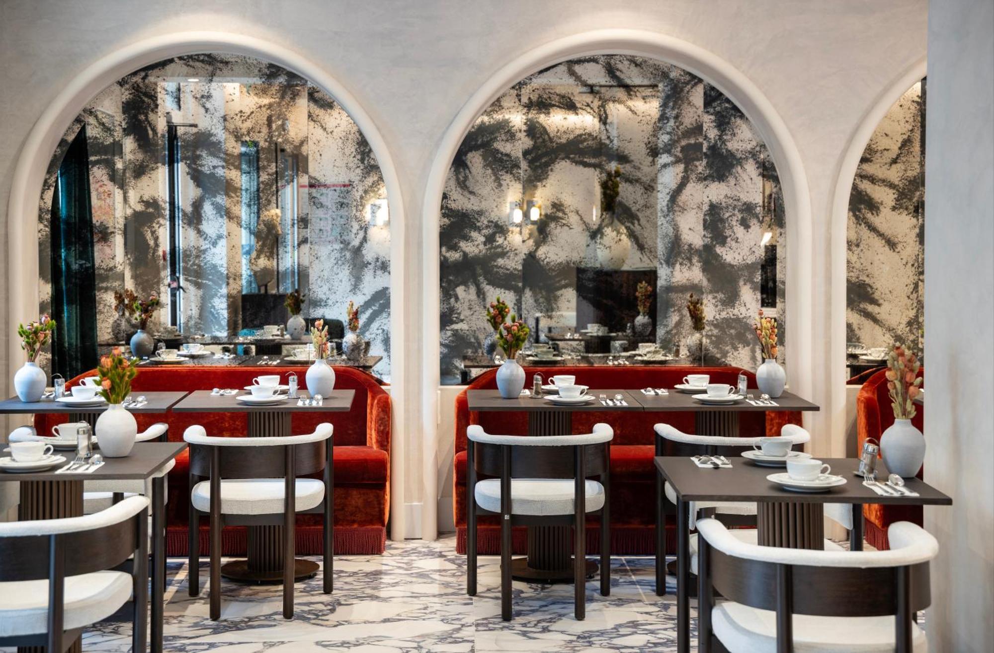 Des Carmes Hotel 4*