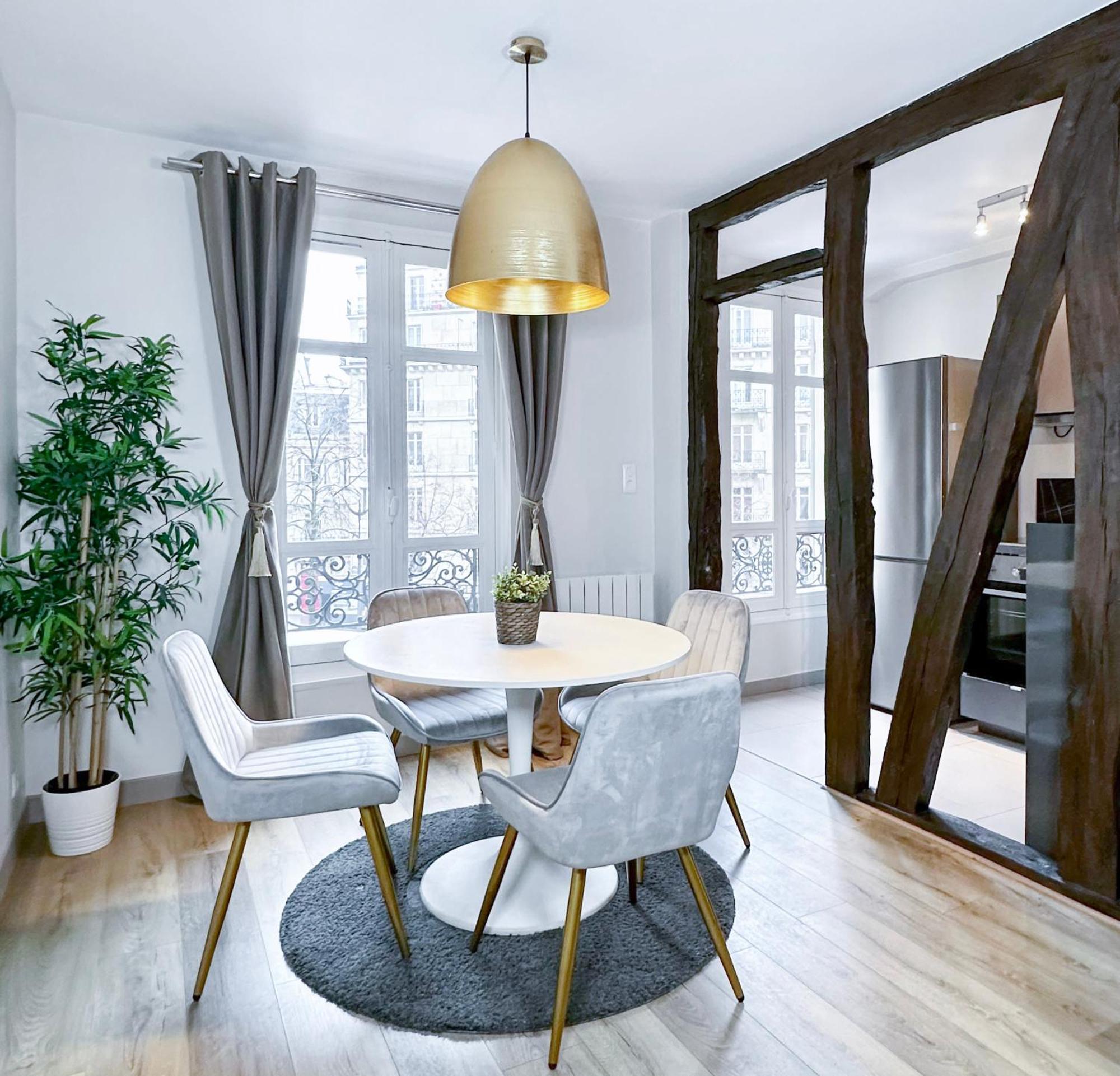 Champs-elysees Finest Flat Apartment