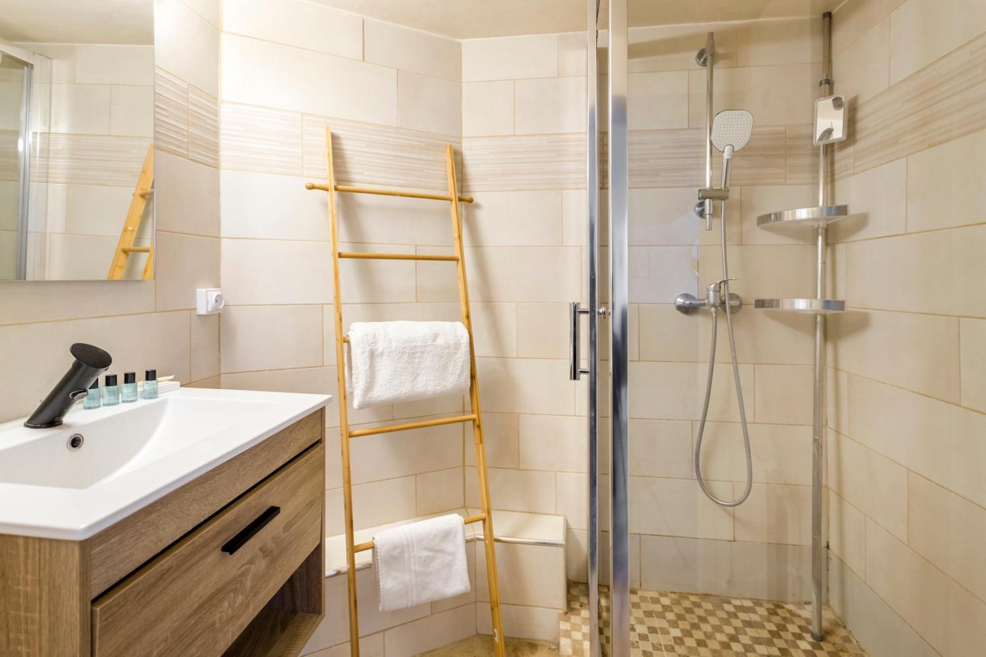 Artois Champs-elysees With Ac Apartamento Paris