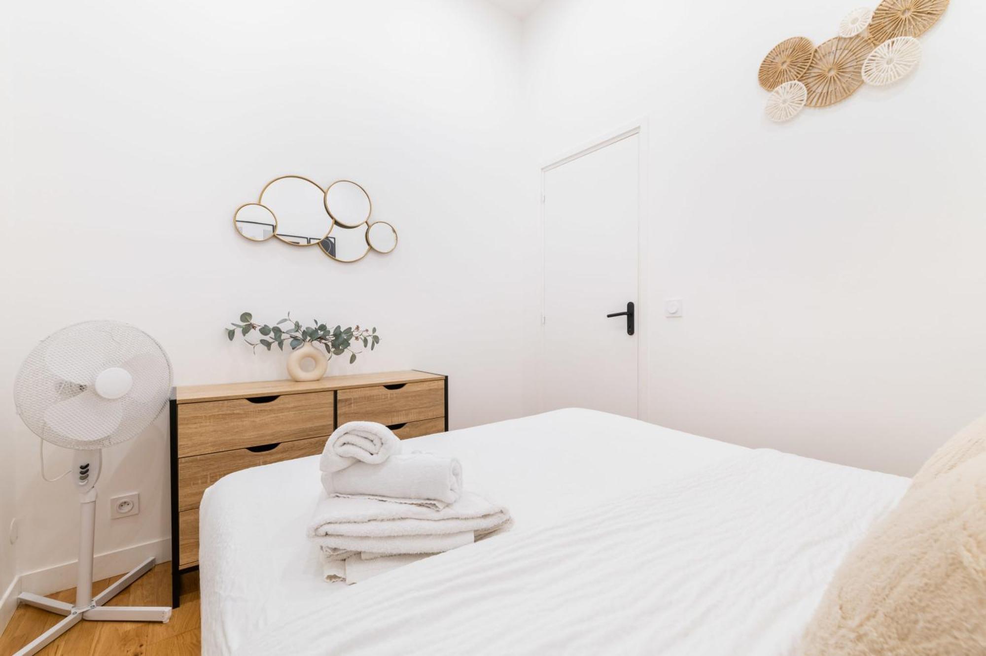 Apartment Bel Cosy Situe Pres Des Halles - 4p