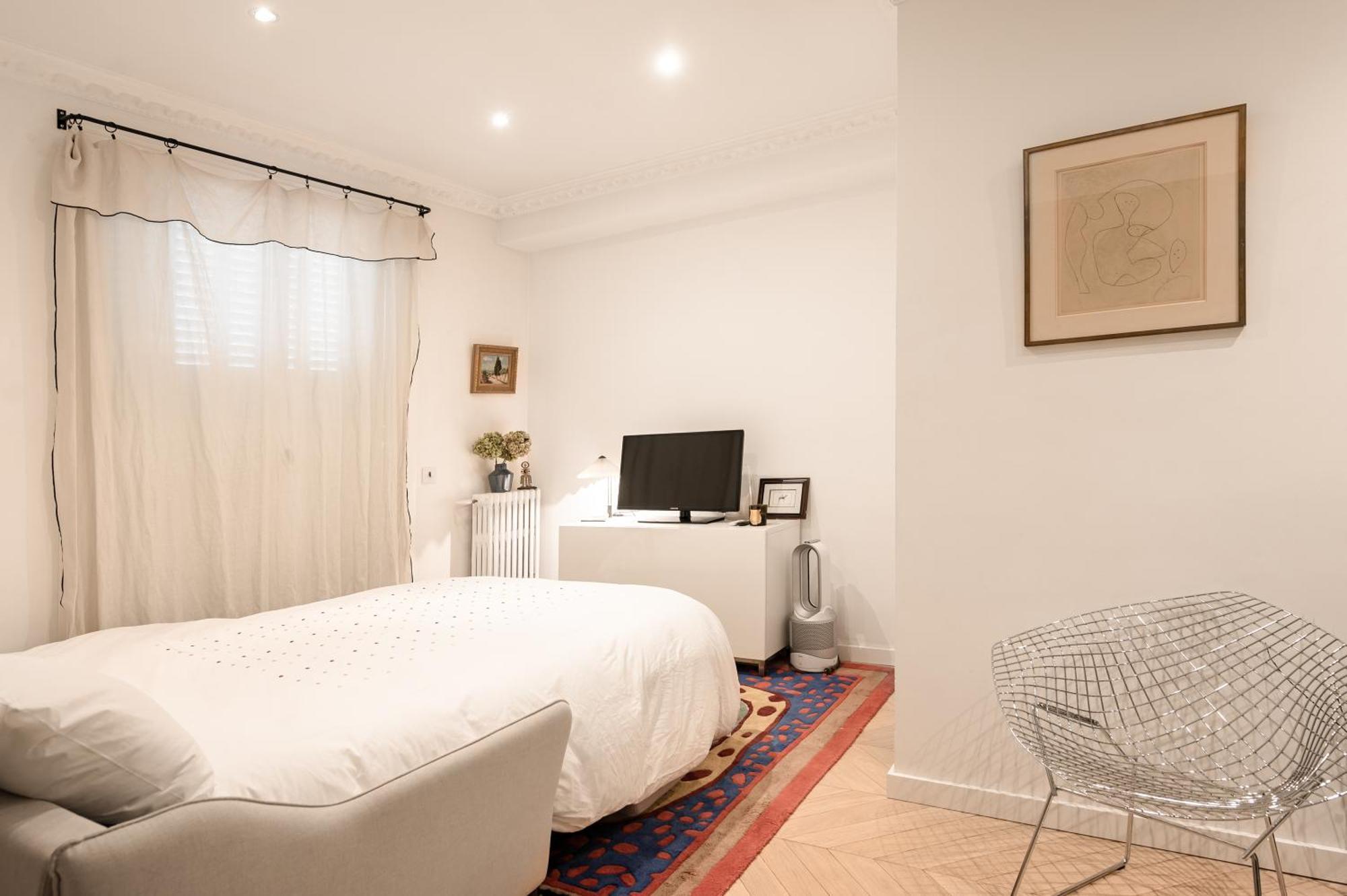 Superb Flat With Terrasse & 24-7 Security In The Heart Of Paris! Apartment *