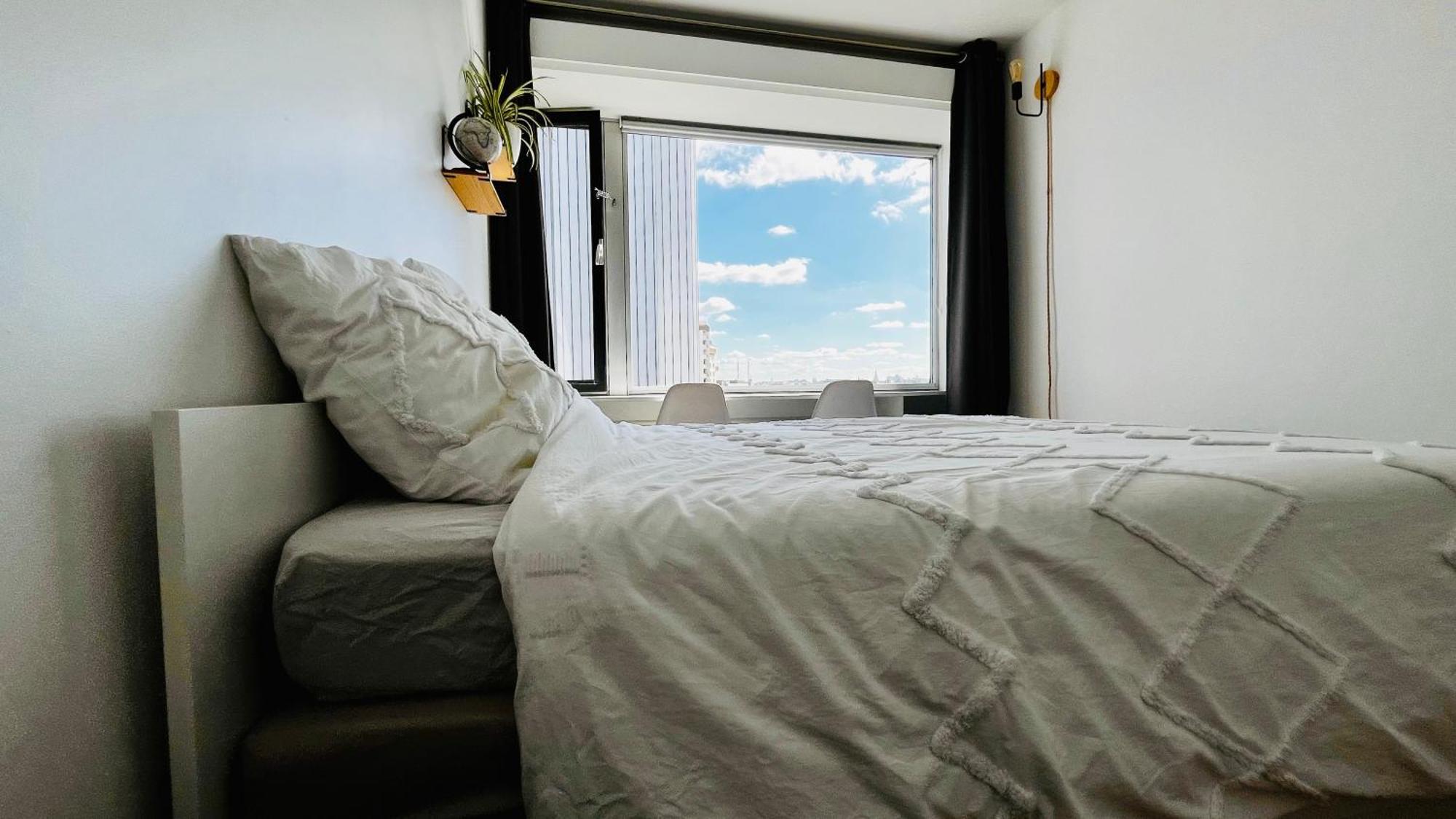 2 Private Bedrooms, Montparnasse Station Séjour chez l'habitant Paris