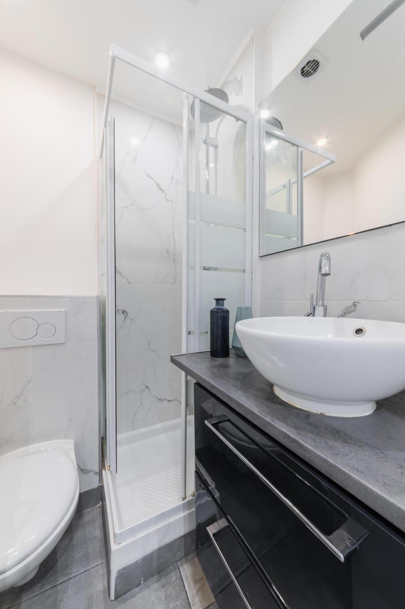 Imhost 7 -cosy Batignolles/galerie Lafayette Appartement