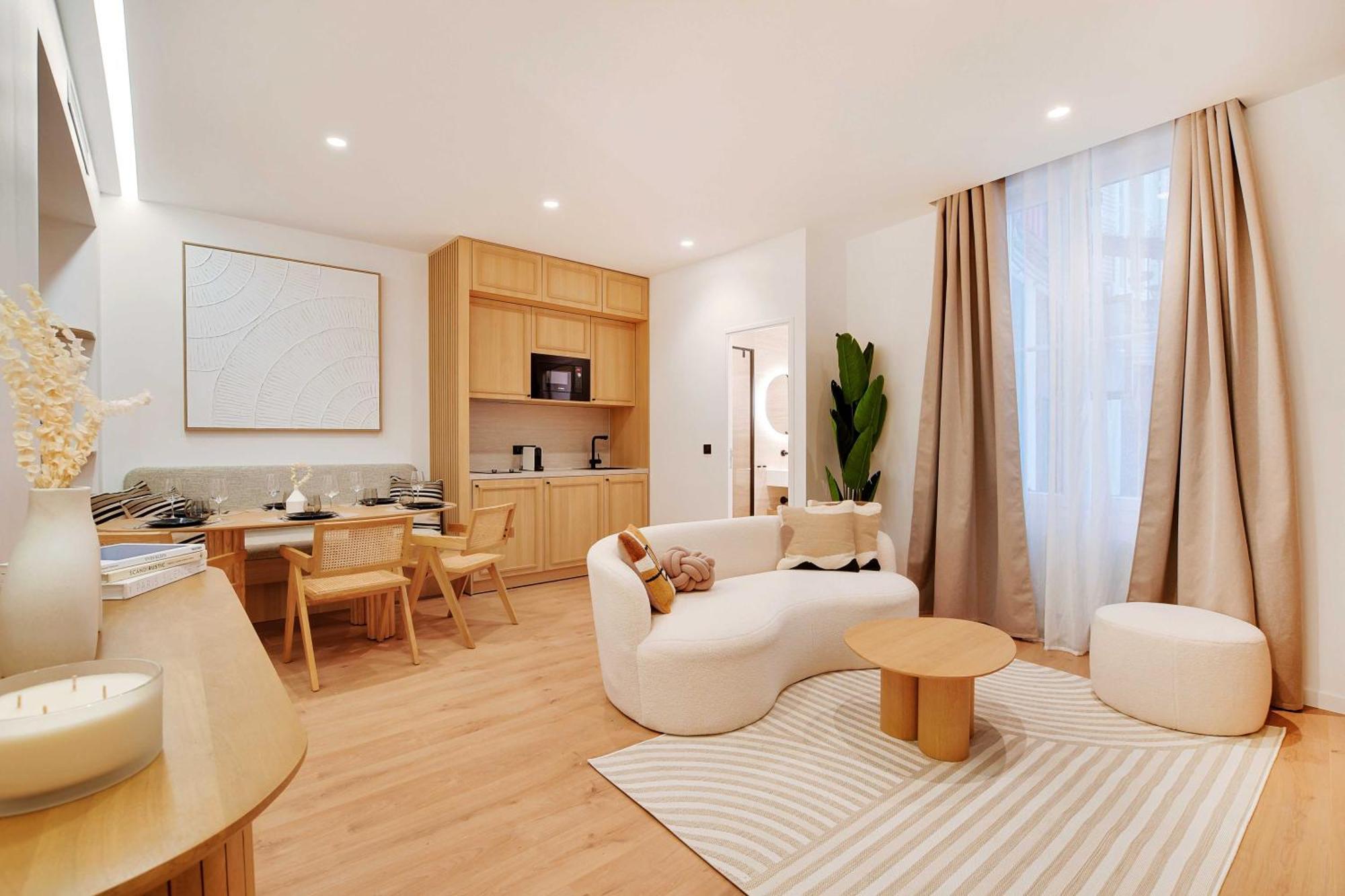 Authentic - 3br-6p - Moulin Rouge * Paris