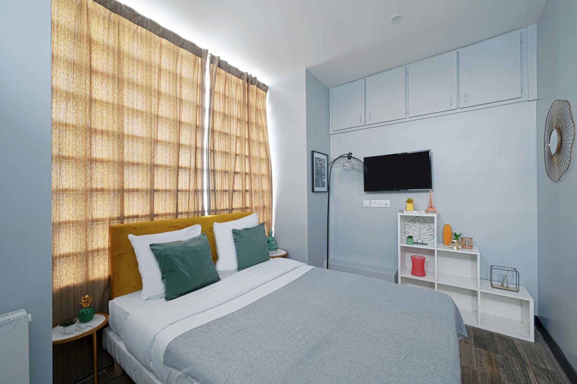 Two Floor With Theatre Apartment *