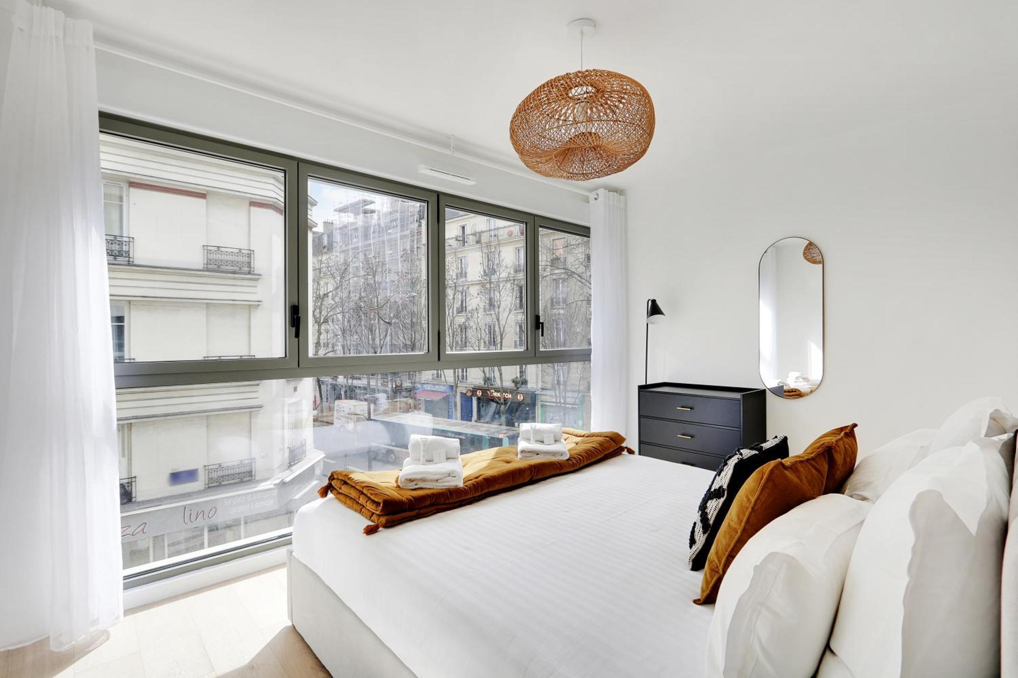 Pick A Flat's In Montmartre - Rue Ordener Paris