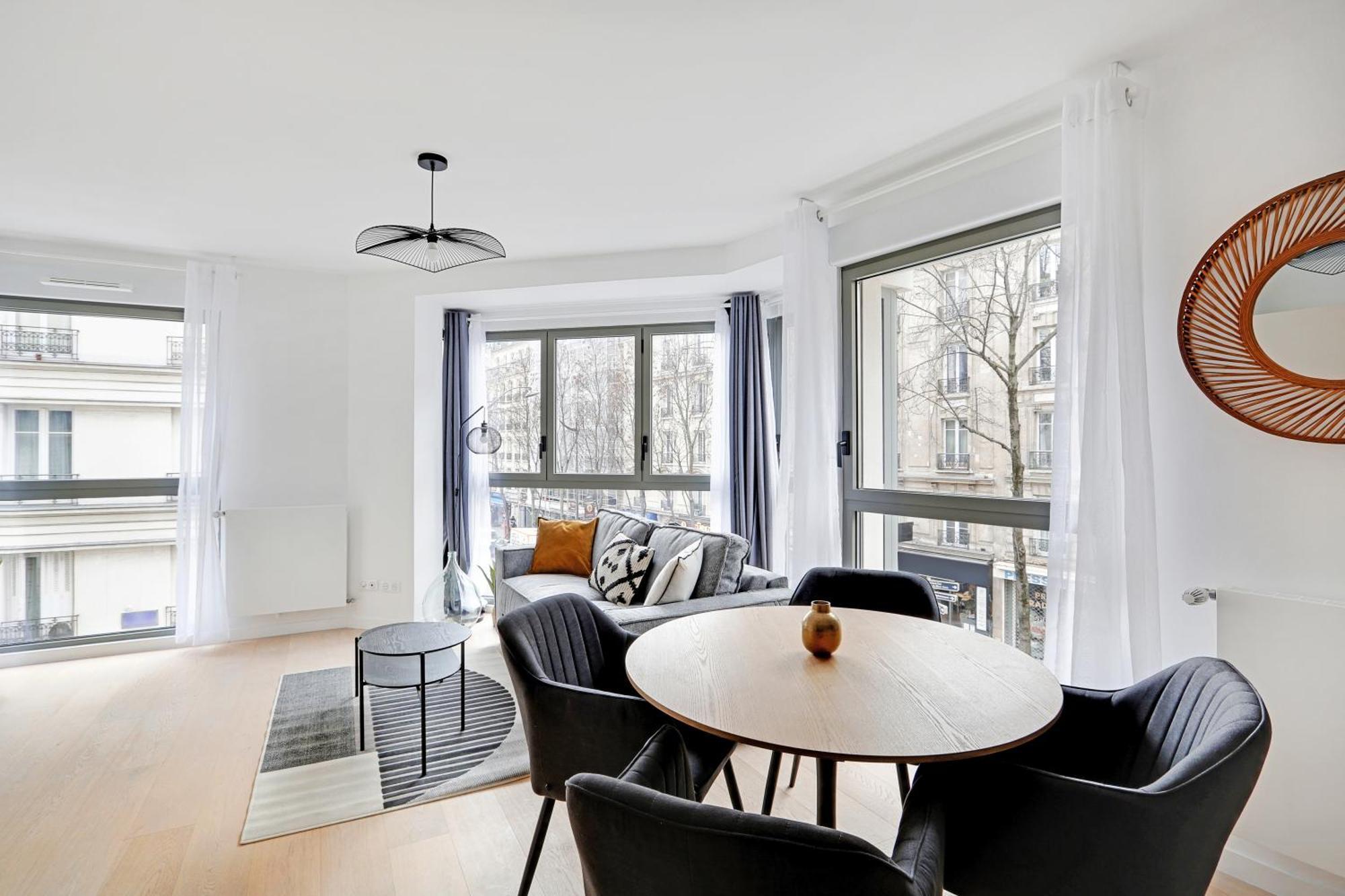 Apartment Pick A Flat's In Montmartre - Rue Ordener Paris