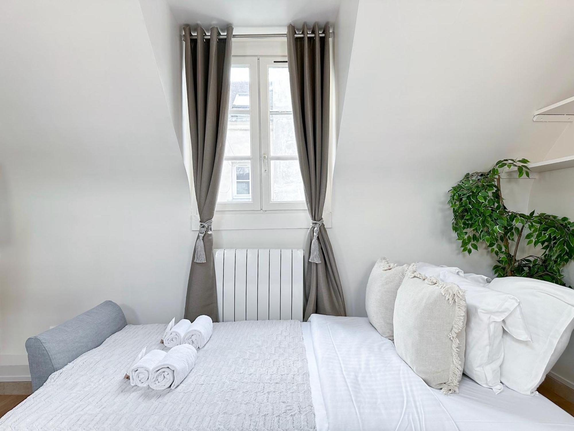 Unique & Beautiful Duplex In Saint-germain Apartment Paris