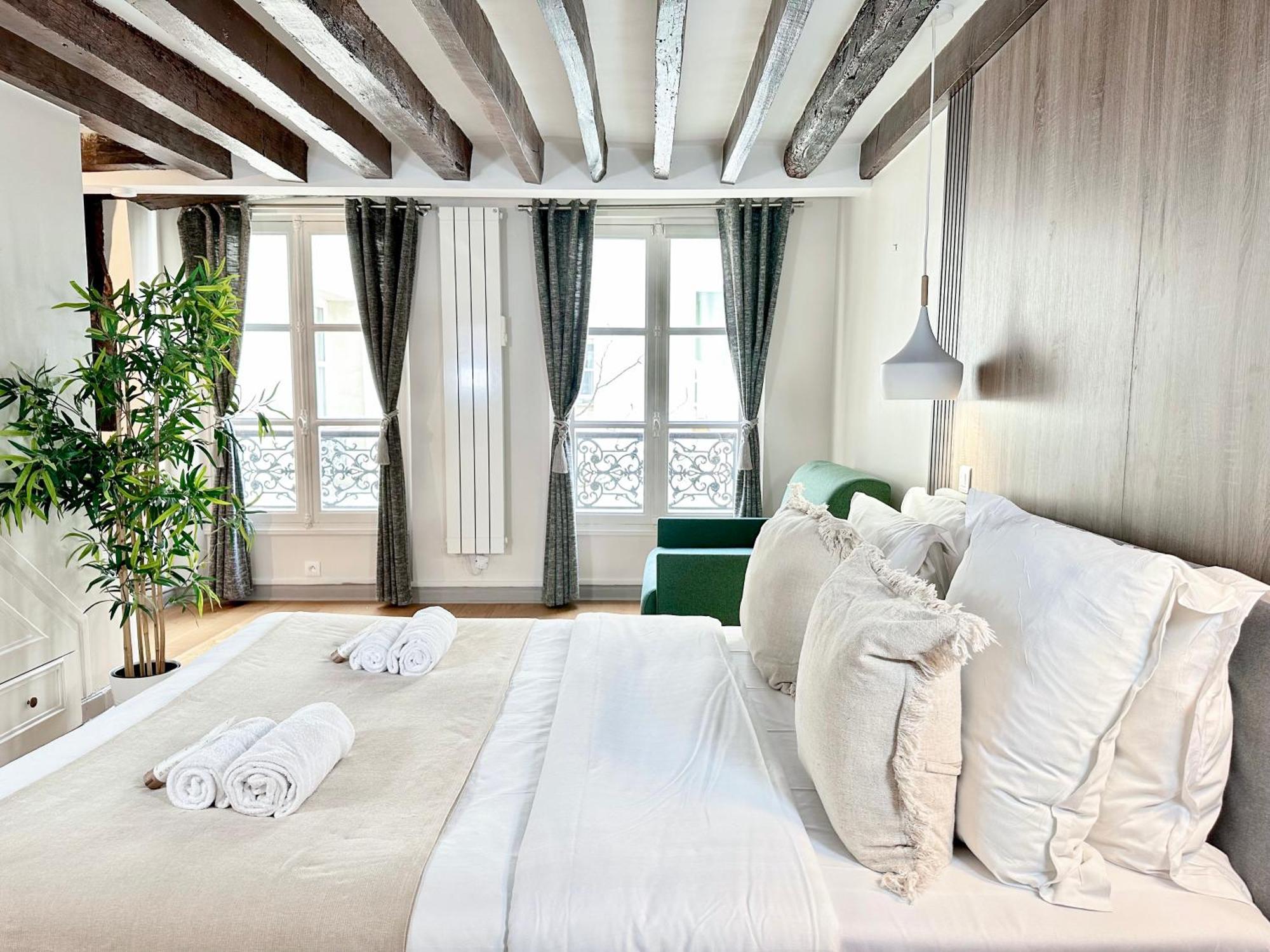 Unique & Beautiful Duplex In Saint-germain Apartment *