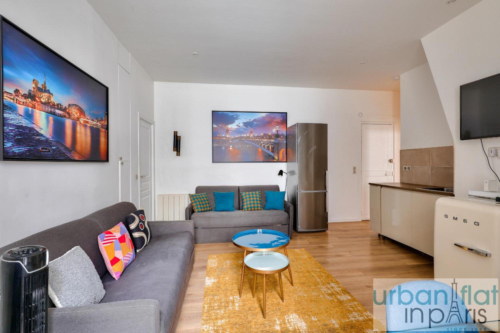 Appartement 62 - Beautiful Triangle D- 100m From Champs-elysees