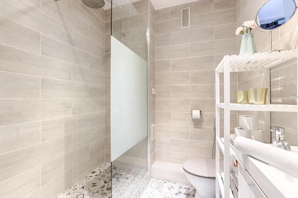 Champs Elysees Haussmann Charming 1br Appartement