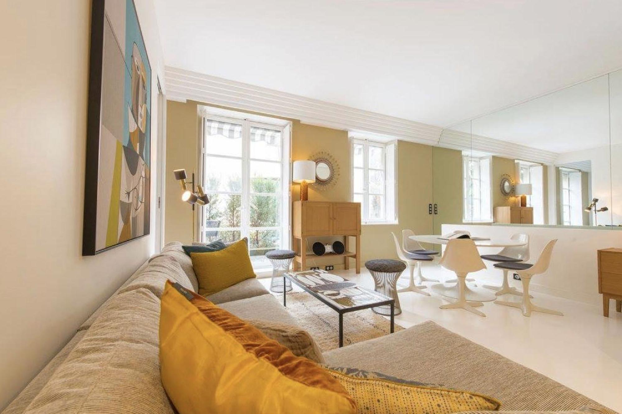 Center Le Marais By Studio Prestige *