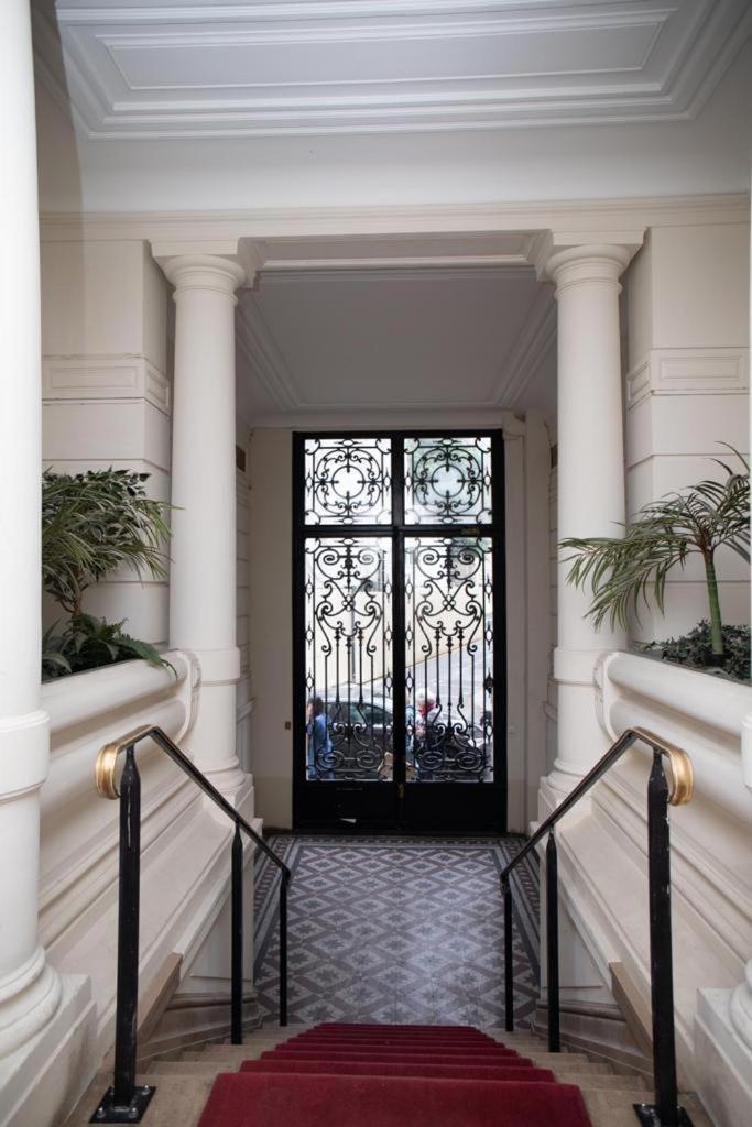 4 Bedroom Luxury Eiffel Tower * Paris