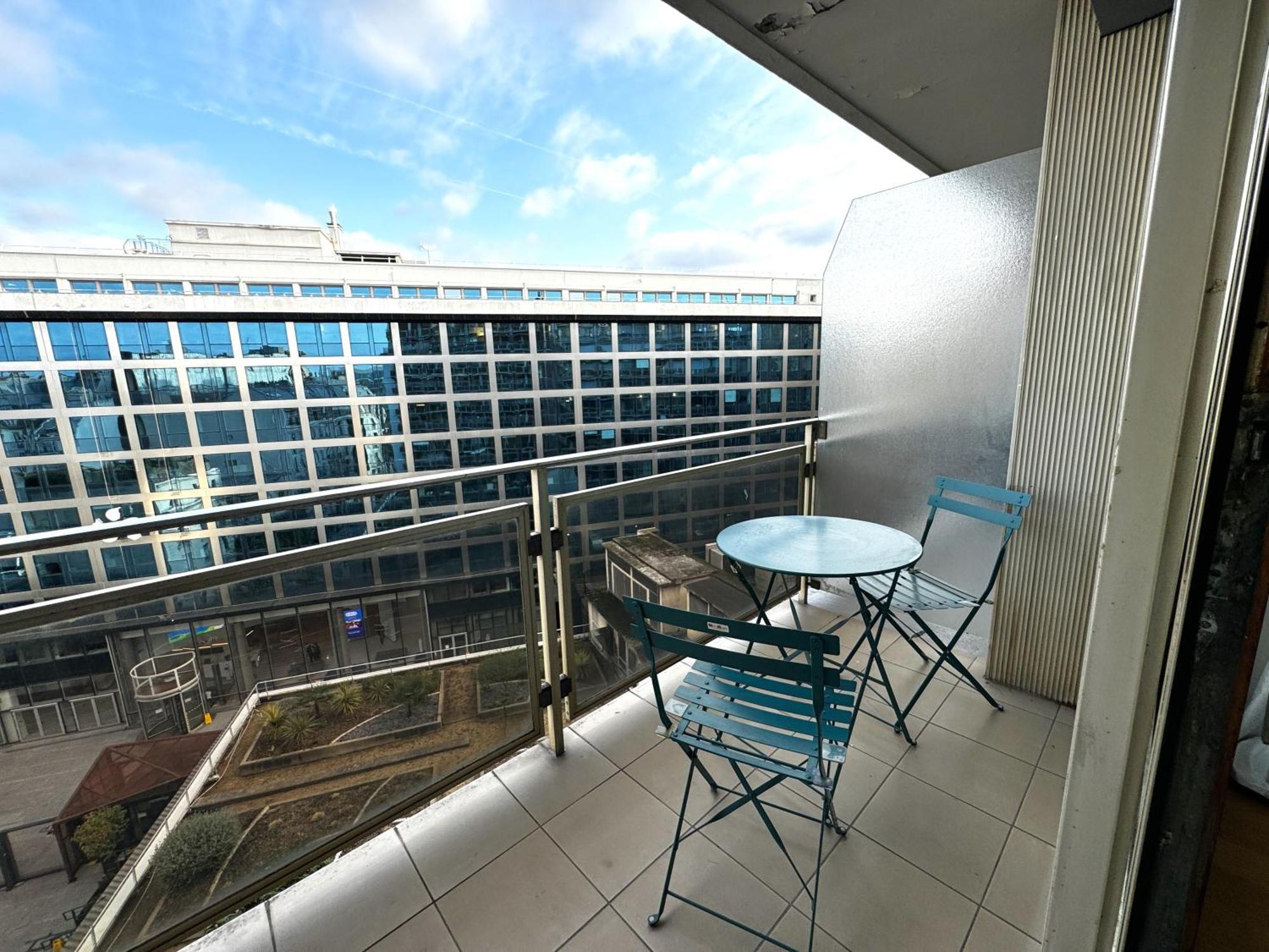 Apartment Le Wagram - With Terrasse - Arc De Triomphe *