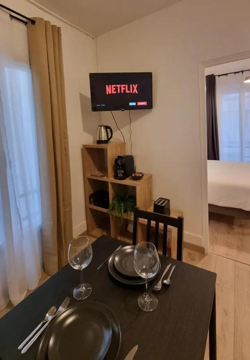 Cocon Parisien - Montmartre & Metro 13 & 14 Apartment