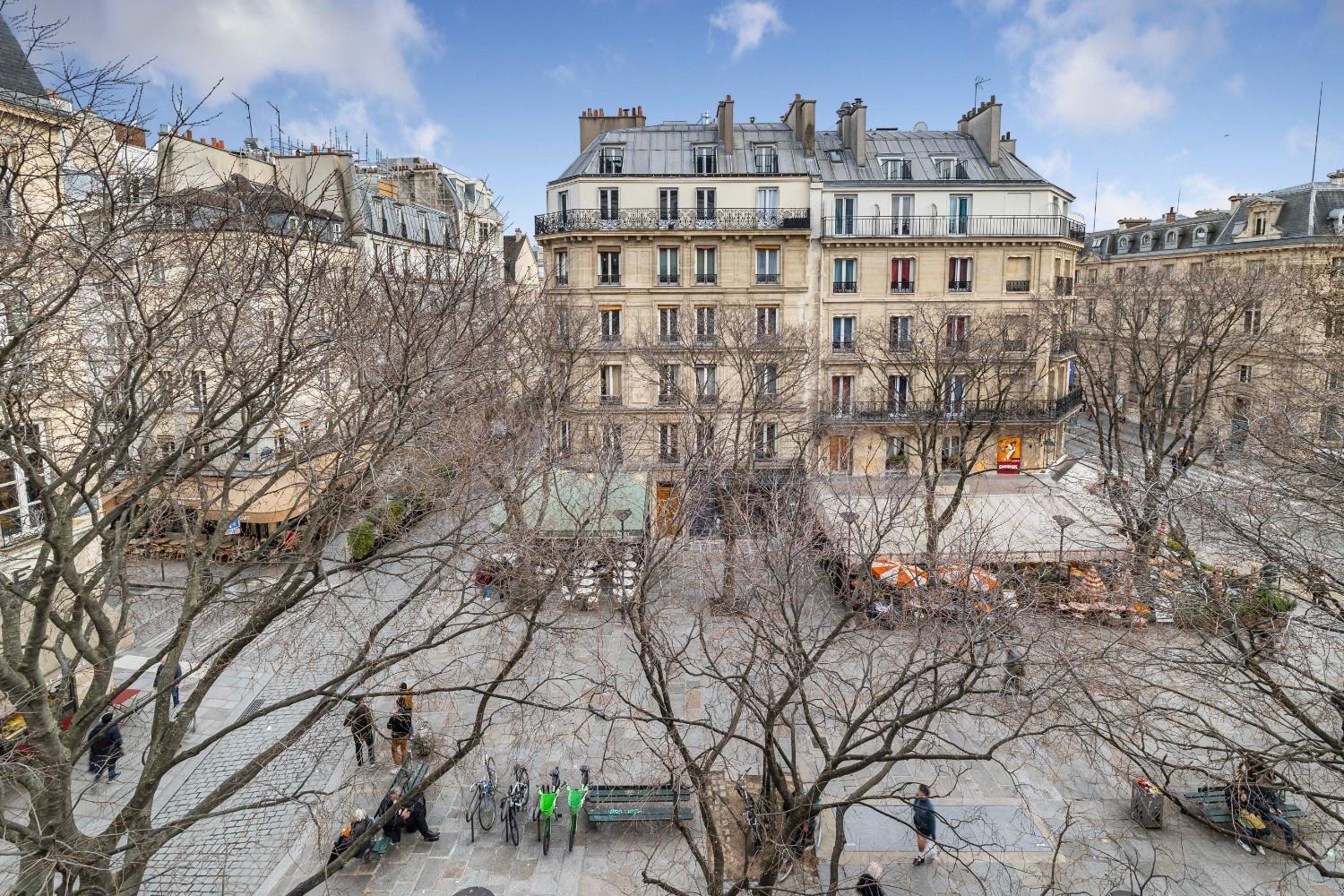 Cinque Stelle * Paris