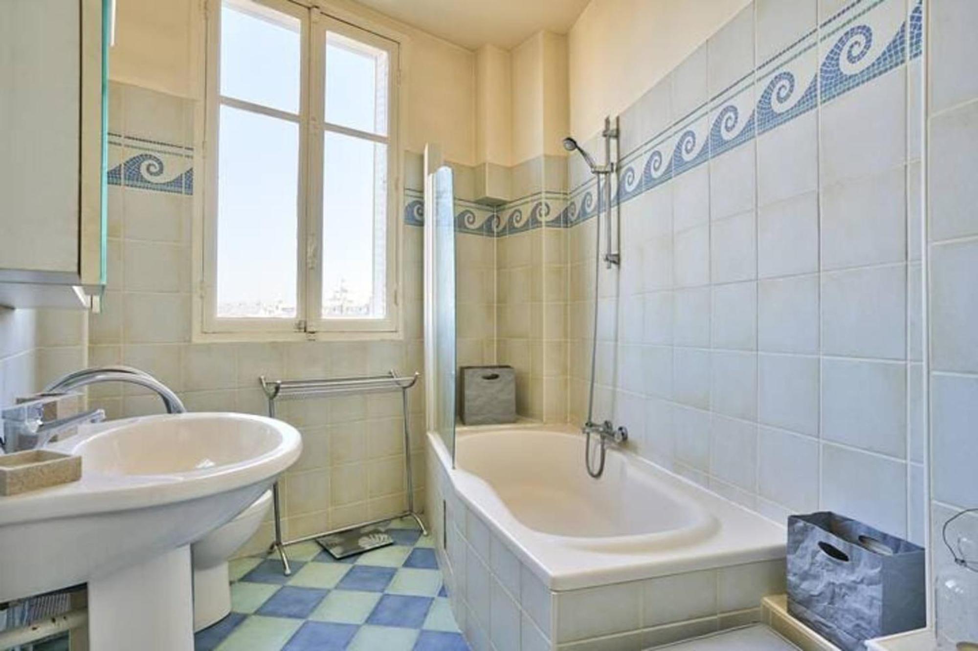 Charming With Eiffel Tower View