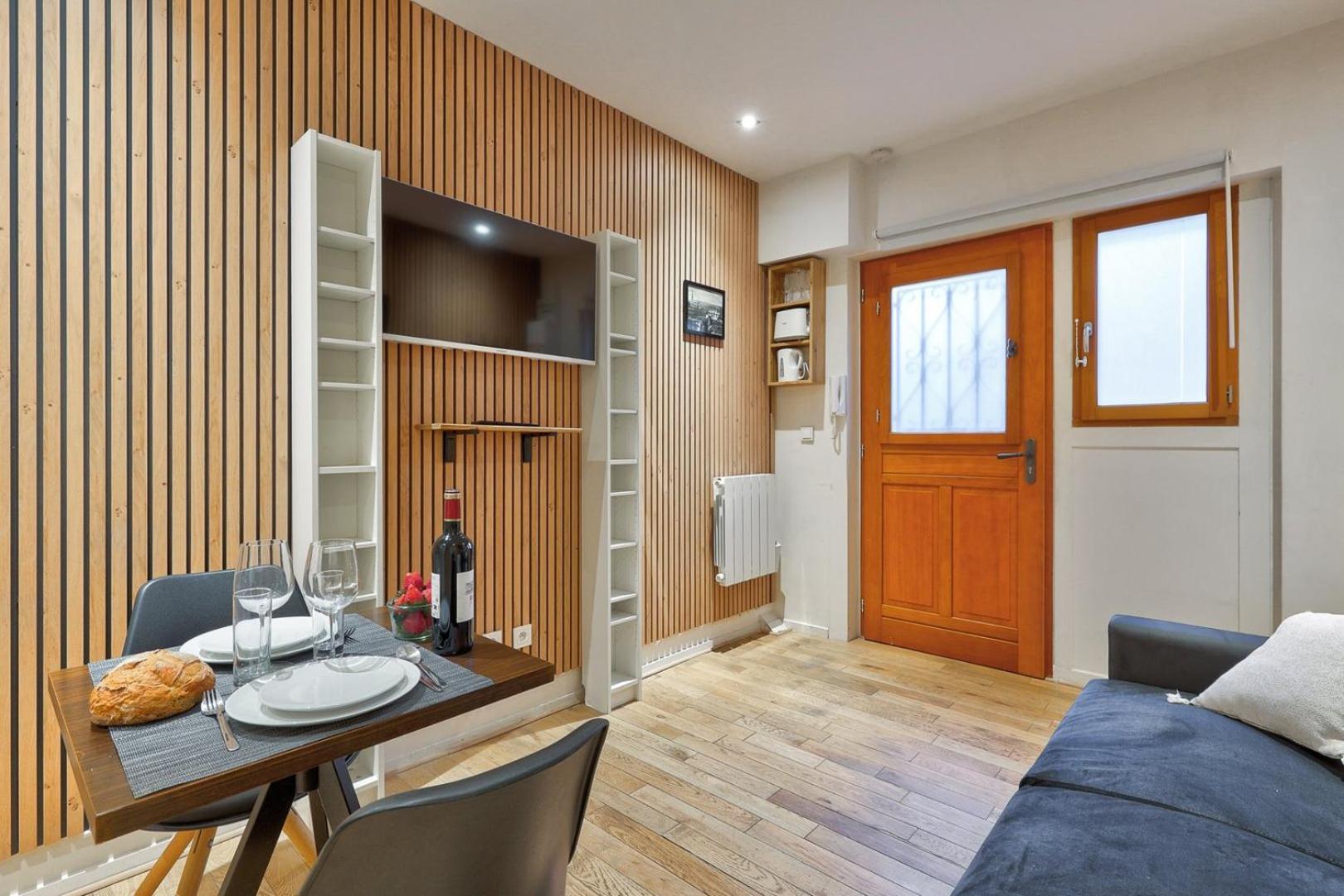356 Poussin - Superbe A Appartement *