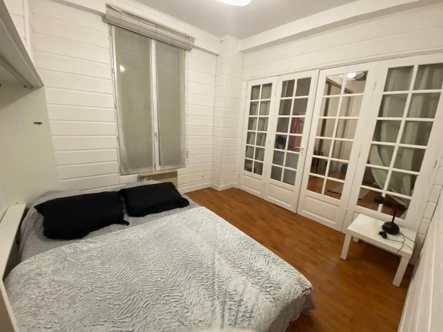 Appartement Design Champ De Mars, 2 Pieces Quartier Tour Eiffel *