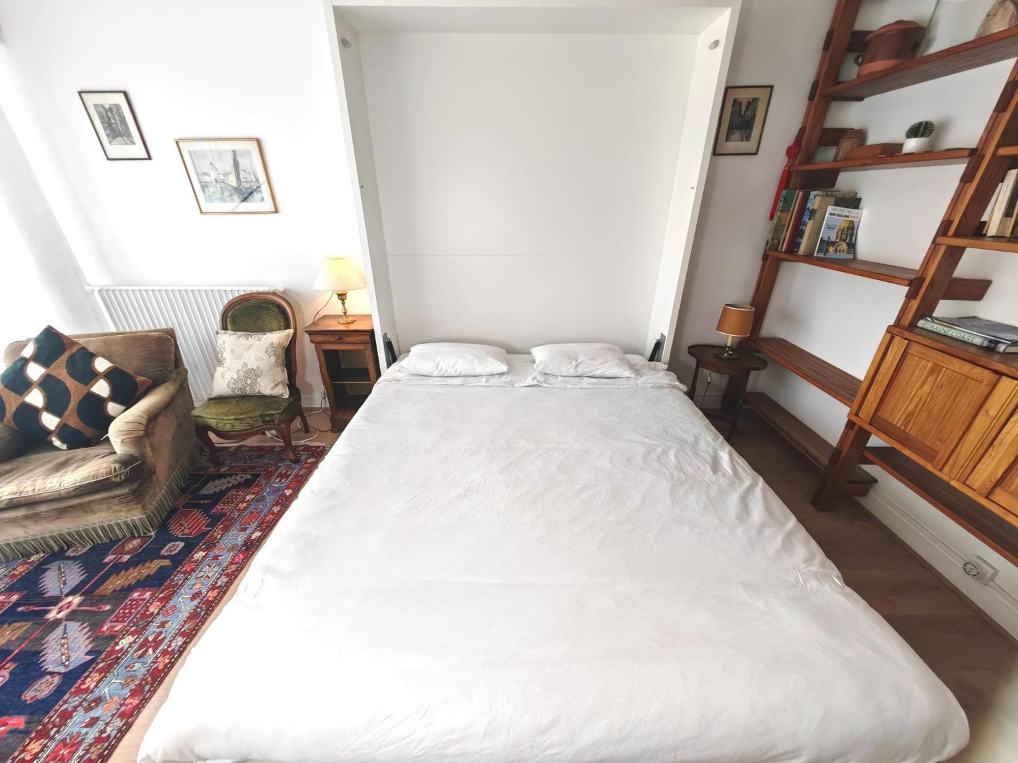 Avec Balcon Et Parking A Alesia Apartment