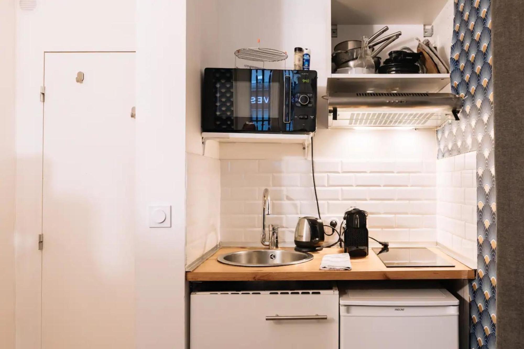 Apartment Functional In Paris