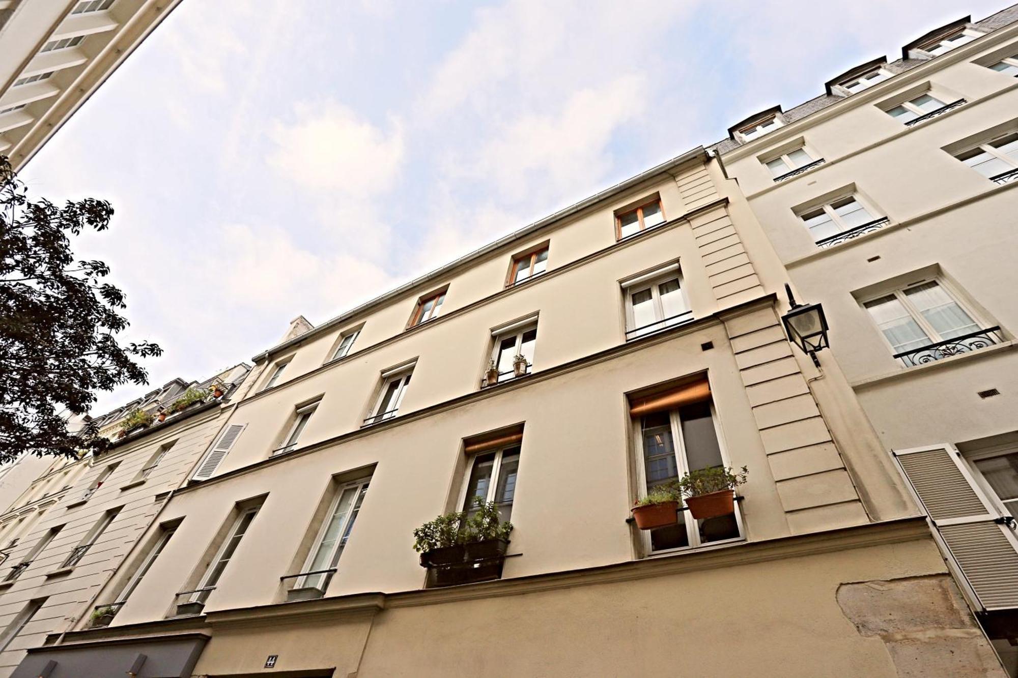 Loft Marais Vertbois Apartment