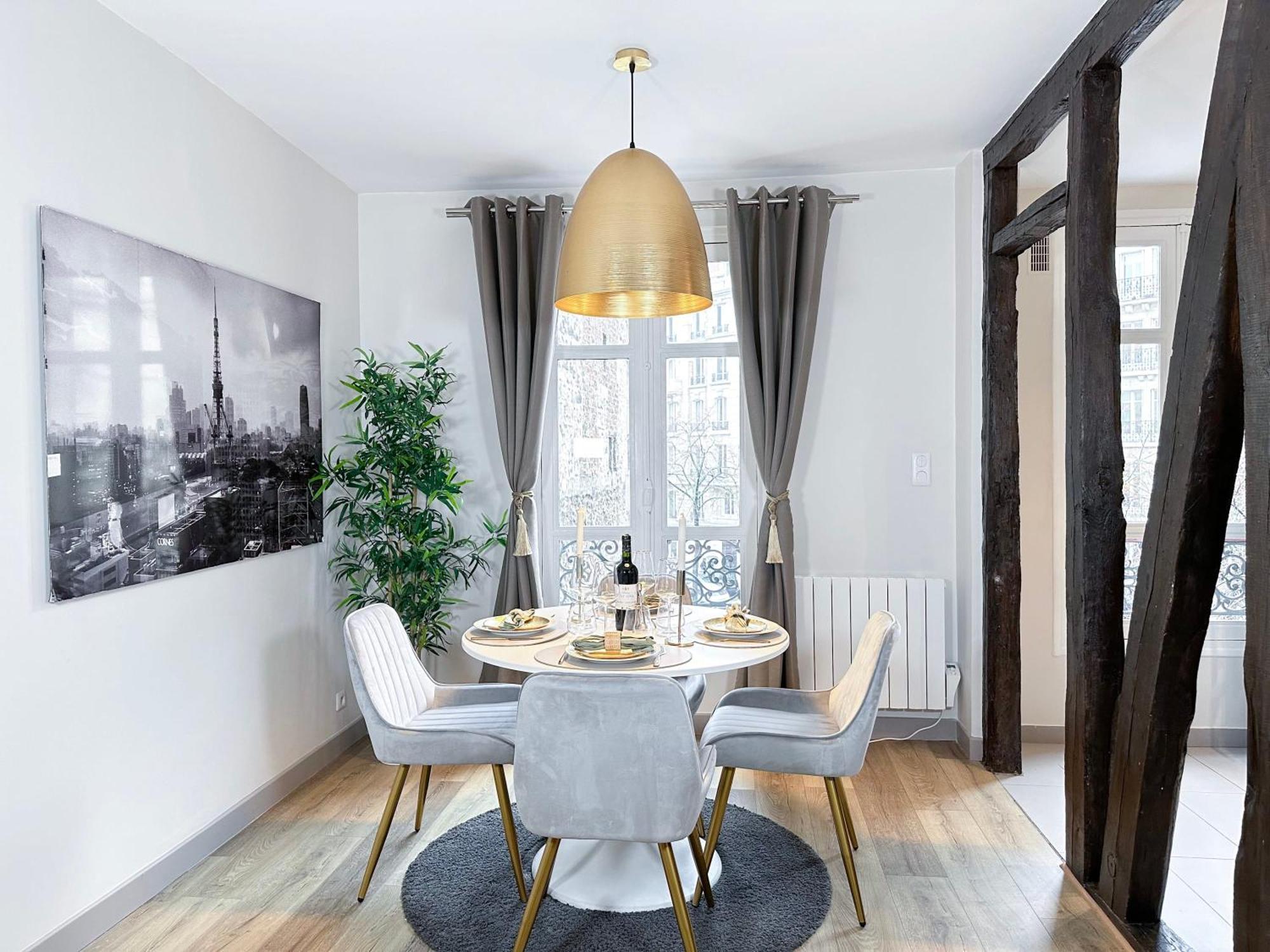 Champs-elysees Finest Flat