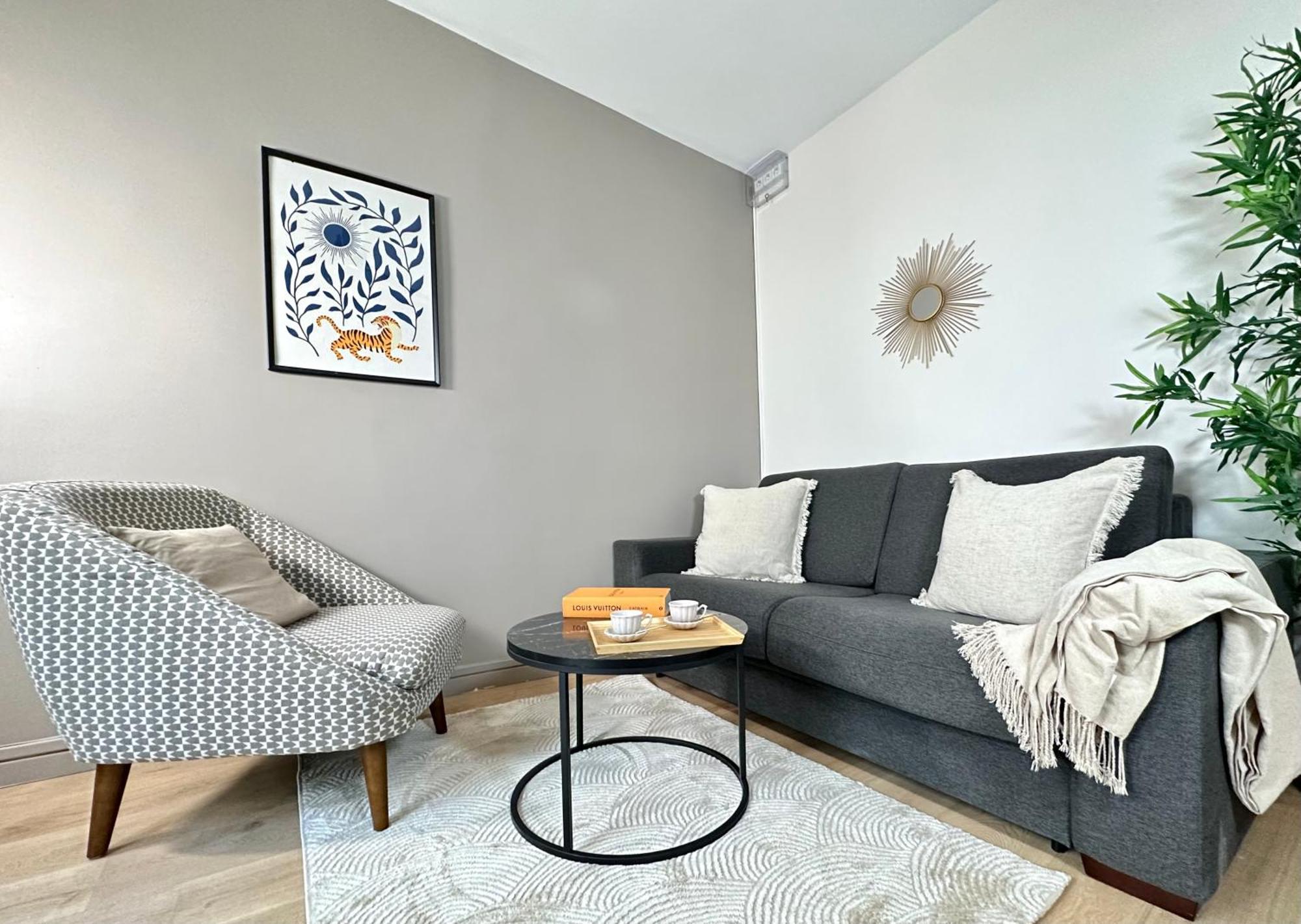 Eiffel Tower & Invalides - Superb Apartamento Paris