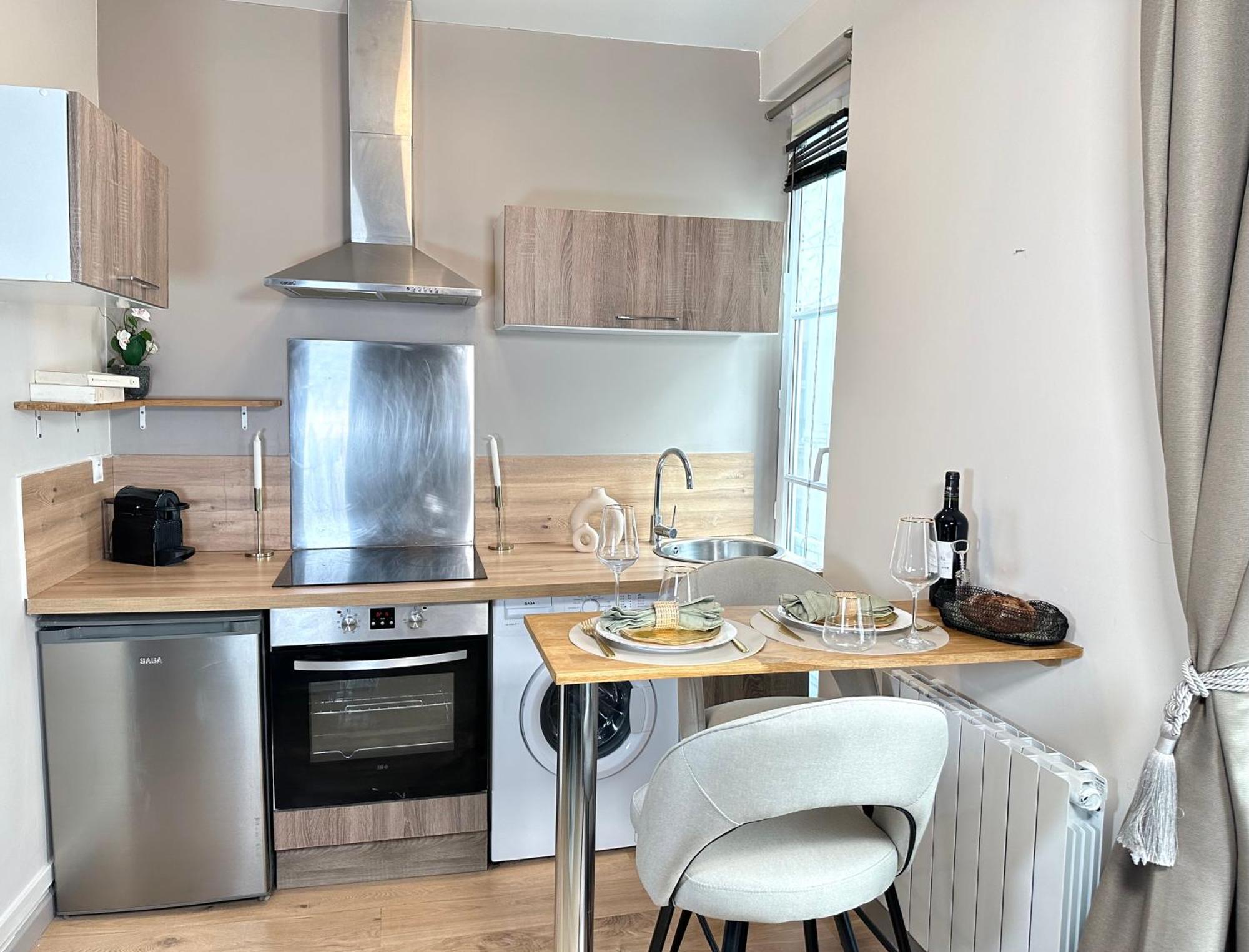 Apartamento Eiffel Tower & Invalides - Superb Paris