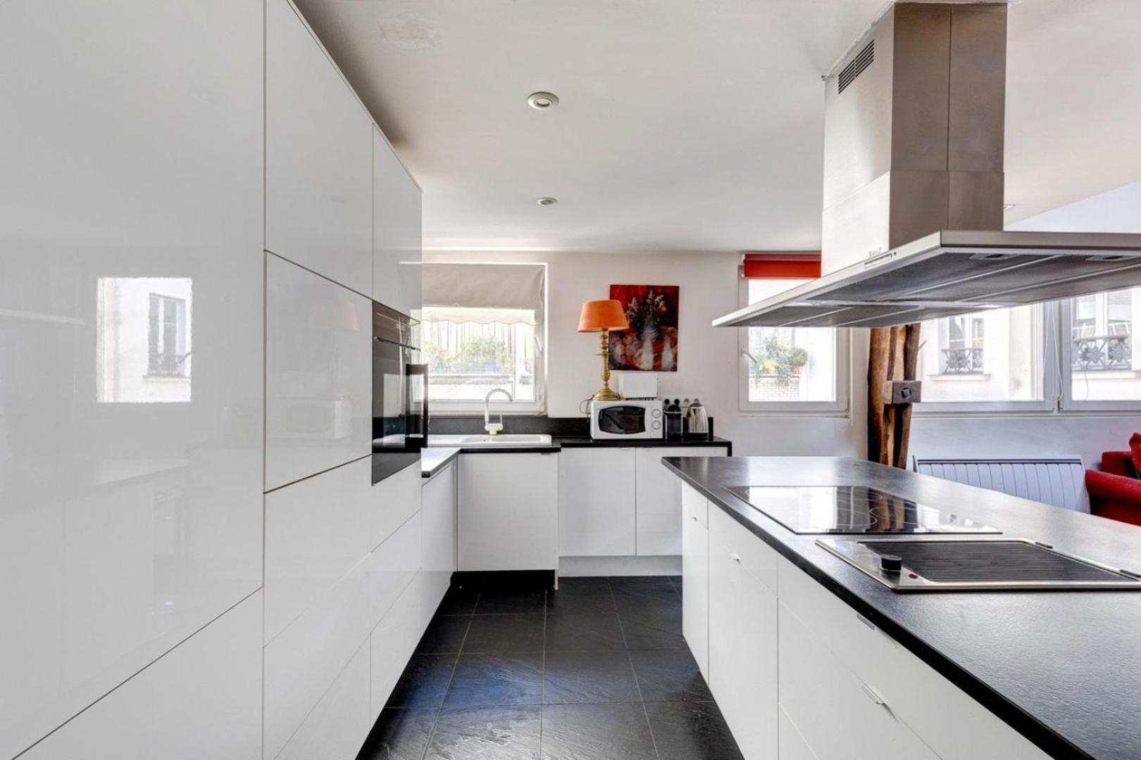 259 Suzy - Superb Duplex In Apartment Paris