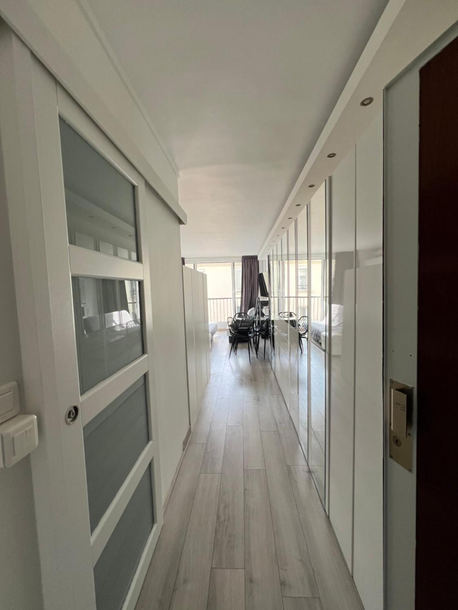 Like Arc De Triomphe, Champs Elysees, Tour Eiffel Appartement *