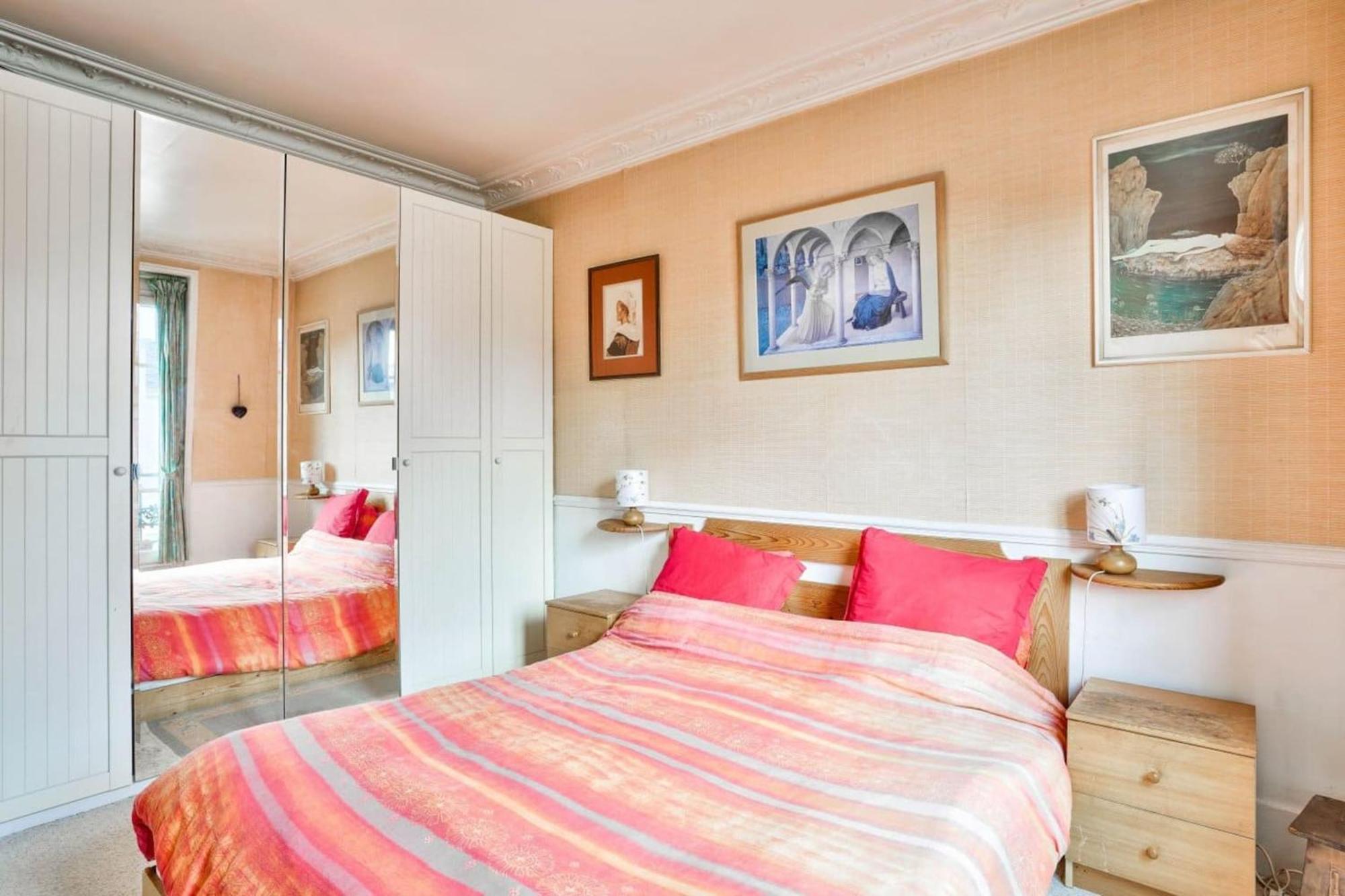 Apartment Beautiful Cocoon Near Montmartre *