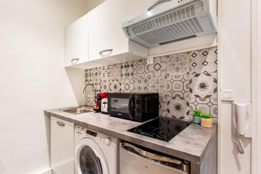 Condamine/batignolles : Cosy Studio Apartment