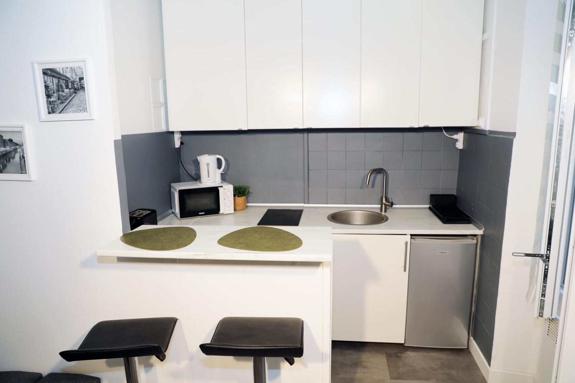 Eiffel Tour Cosy Oliver Appartement *