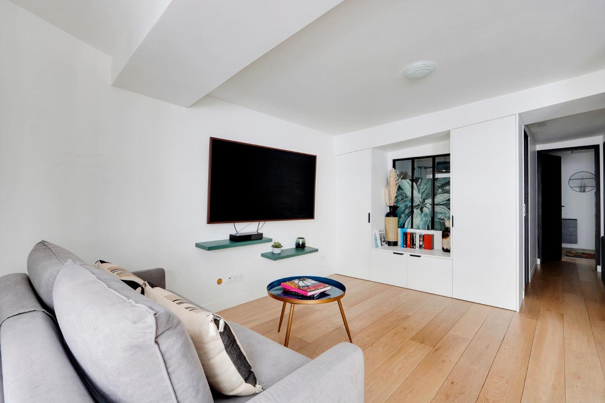 Pick A Flat's In Saint-germain-des-pres - Rue Dauphine *