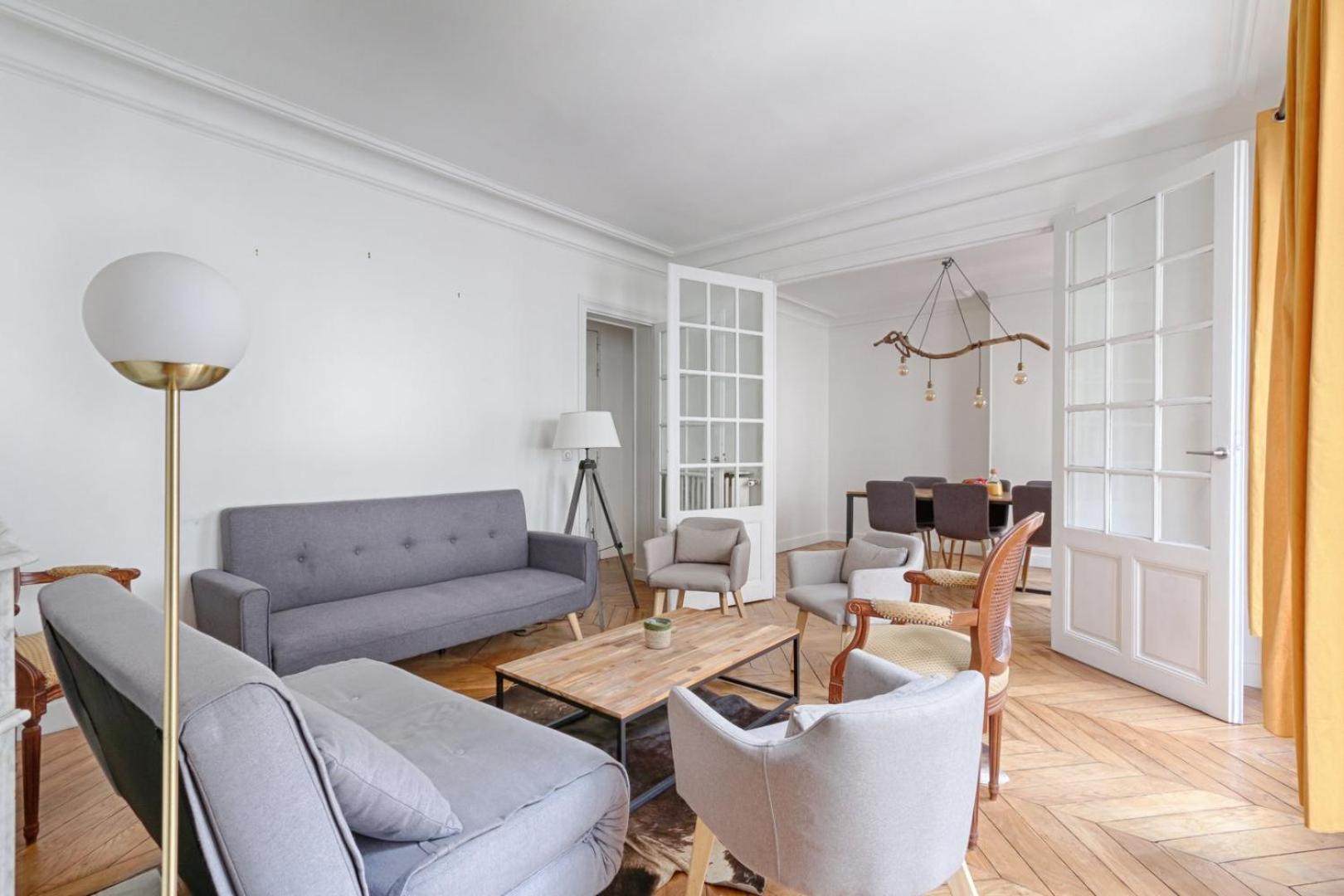 Residor - Charmant 5p Europe Apartment *
