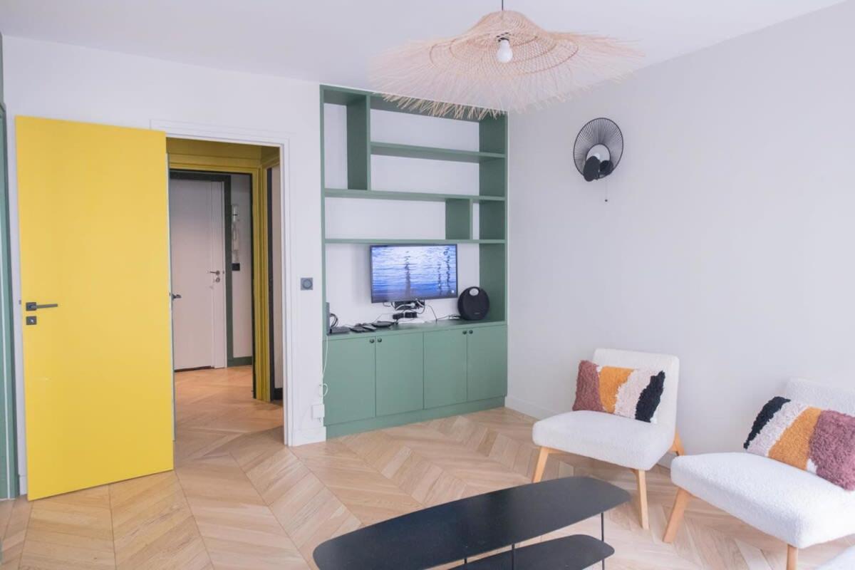 Recently Renovated 3bd Next To Invalides Appartement *