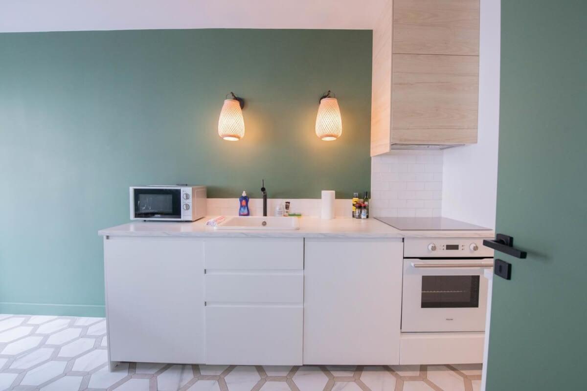 Appartement Recently Renovated 3bd Next To Invalides Paris