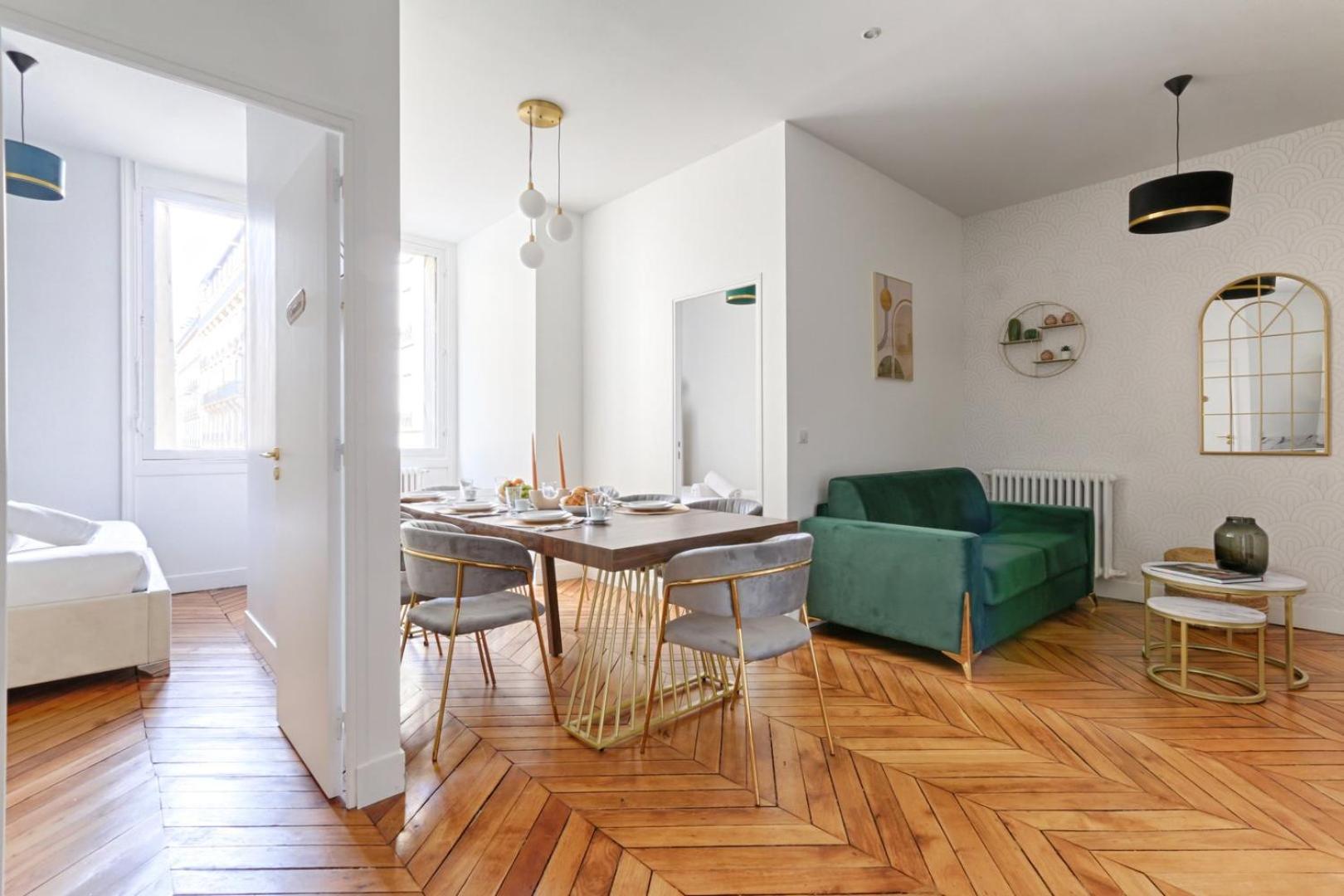 Harmonious Flat Parc Monceau 8p Apartment